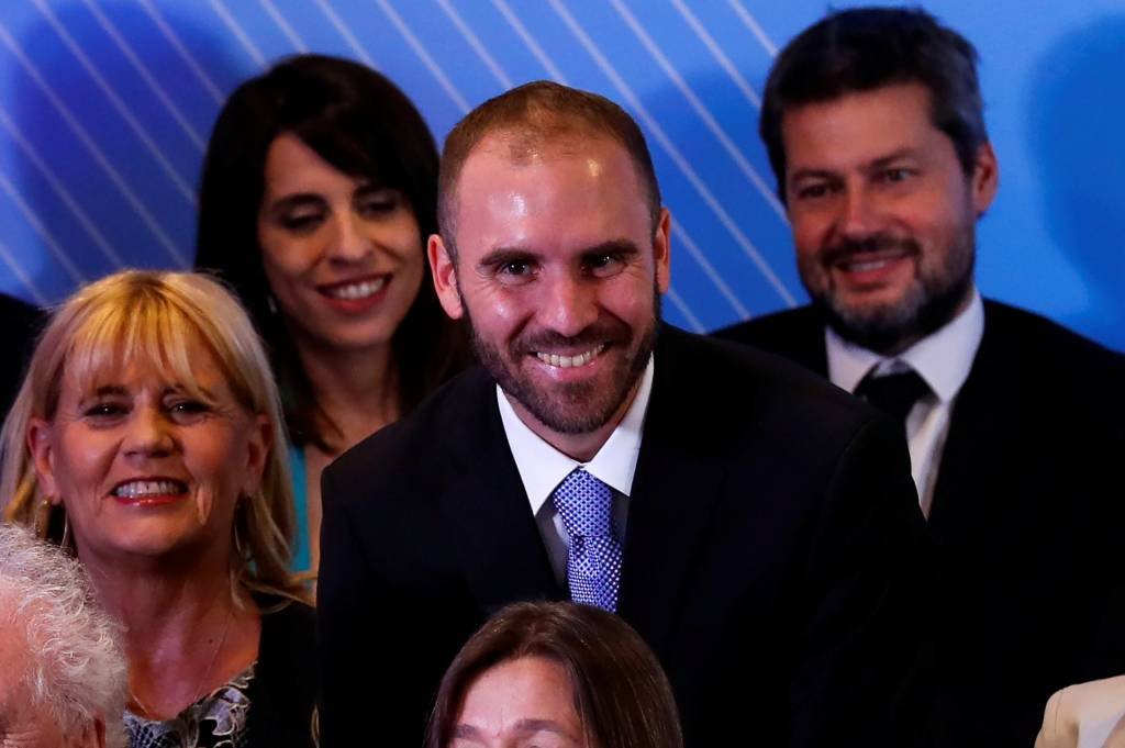 Fernández escolhe jovem heterodoxo para chefiar economia da Argentina