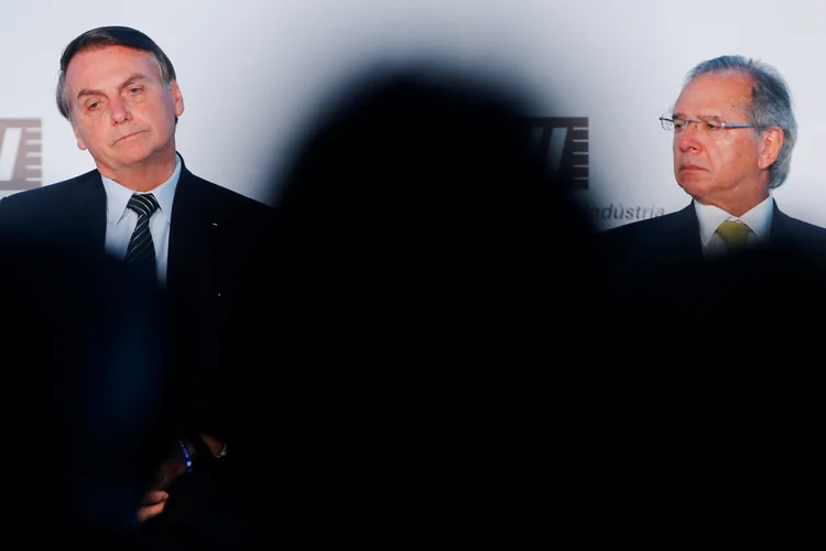 Bolsonaro e Guedes: O primeiro pilar do governo teve o aval do Congresso, mas o segundo vai devagar e o terceiro caiu em setembro (Adriano Machado/Reuters)
