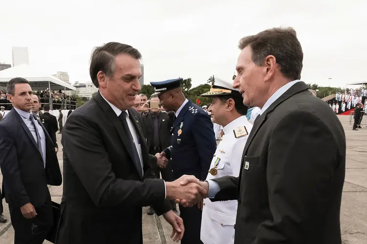 Bolsonaro e Crivella: Bolsonaro recebeu Crivella no Palácio da Alvorada e gravou um vídeo de apoio ao prefeito (Marcos Corrêa/PR/Flickr)
