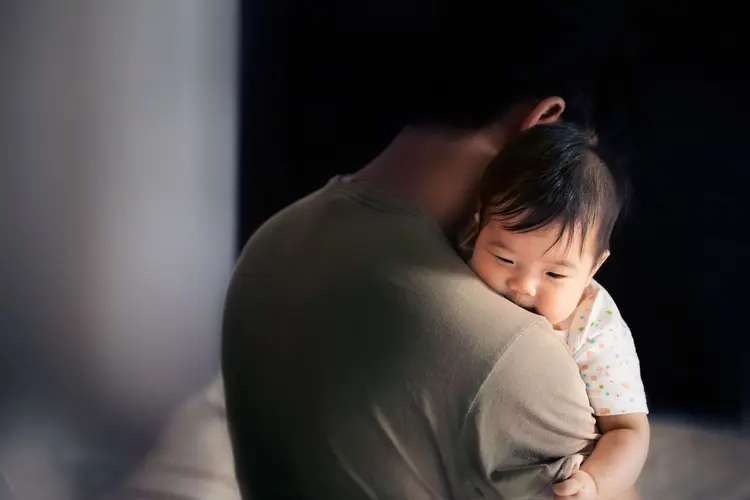 Natalidade: A baixa adesão à ideia de aumentar a família está ligada aos altos custos para se ter mais filhos (twomeows/Getty Images)