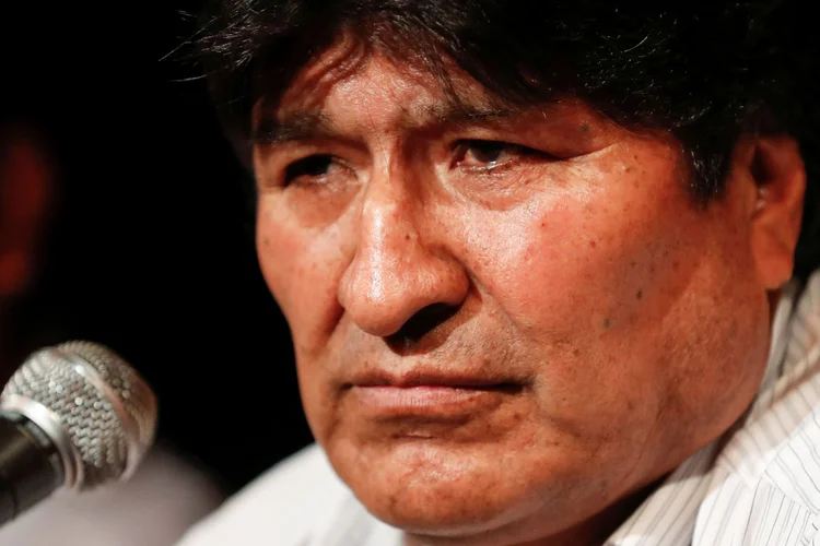 Evo Morales: segundo o vice-ministro da Transparência, Guido Melgar, existem fotos, áudios e mensagens que a adolescente enviava ao ex-presidente pelo celular (Agustin Marcarian/Reuters)