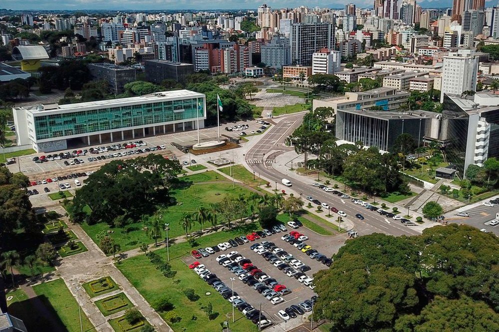 STF considera ilegal pensão vitalícia a ex-governadores do Paraná