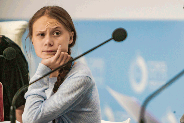 Greta Thunberg se tornou a voz de uma geração que está preocupada com o planeta. Seu protesto solitário iniciou um movimento global de cobrança por ações para conter o aquecimento global (NurPhoto / Colaborador/Getty Images)