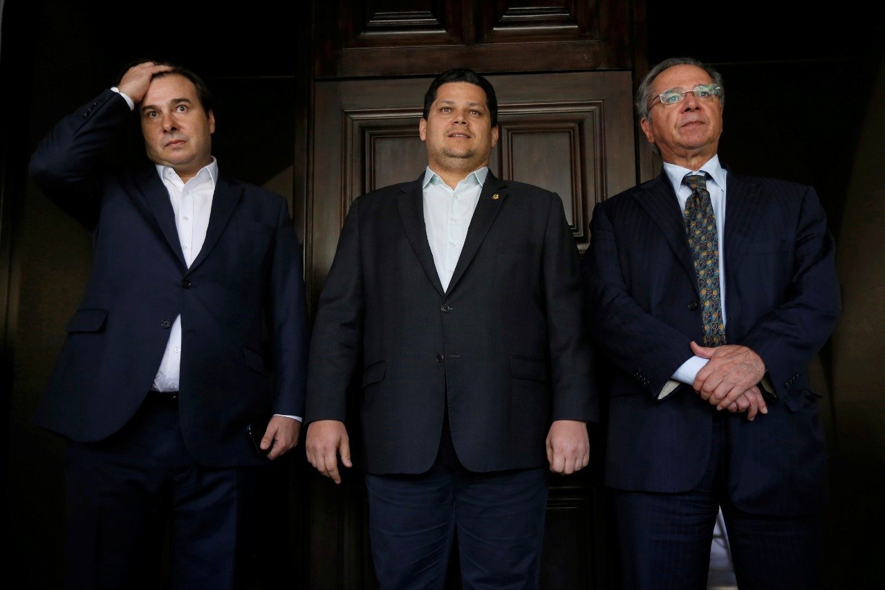 A dúvida segue: Guedes criará uma nova CPMF?