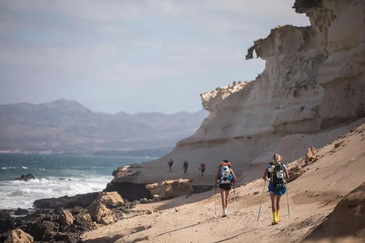 Sidney Togumi durante a Half Marathon Des Sables, no Deserto de Ica, no Peru
 (Arquivo pessoal/Sidney Togumi/Divulgação)