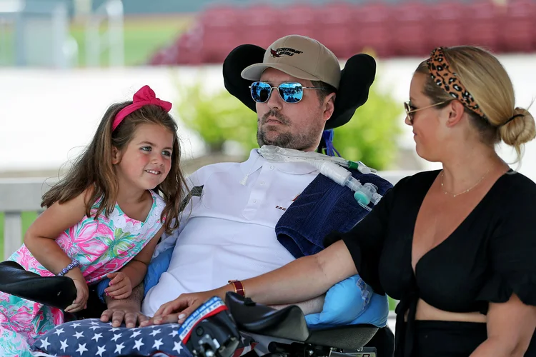 Pete Frates: americano ajudou a atrair a atenção para o desafio, o que resultou em milhões de dólares doados para pesquisas sobre a doença  (Boston Globe/Getty Images)