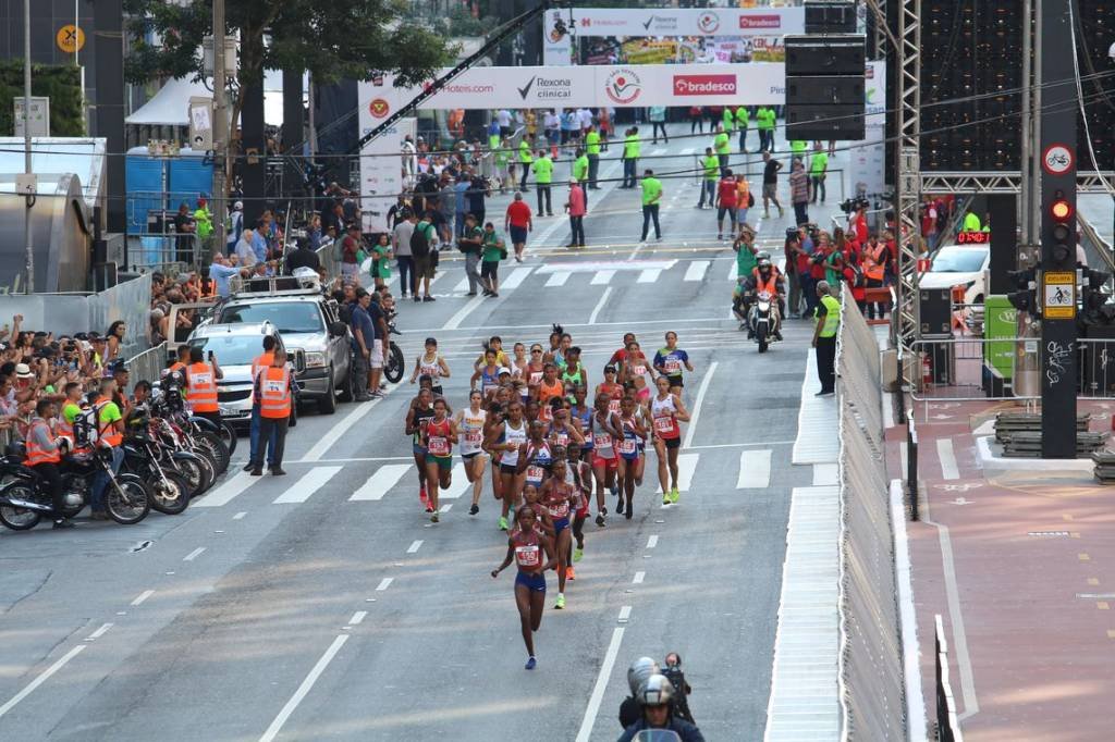 São Silvestre fecha calendário esportivo em São Paulo com 35 mil corredores