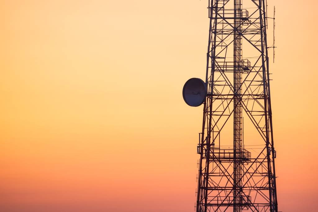 Telecomunicações no Brasil: Transação está sujeita a aprovação regulatória (Getty/Getty Images)