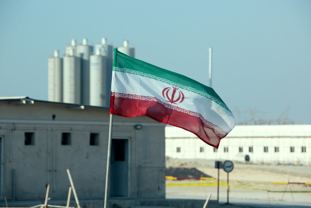 Terremoto atinge área próxima a central nuclear no Irã