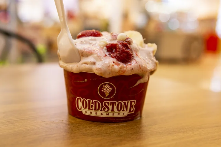 Cold Stone: se antes todas as bases dos sorvetes eram importados, os novos donos investiram em uma fábrica nacional para baratear a operação (Cold Stone/Divulgação)