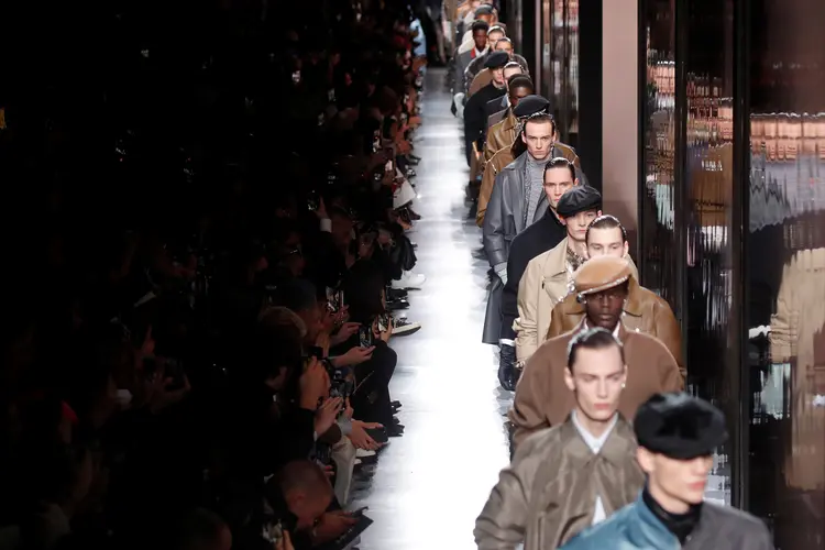 Desfile da Dior: coleção de outono/inverno masculina 2021 foi apresentada em Paris, em janeiro de 2020 (Charles Platiau/Reuters)