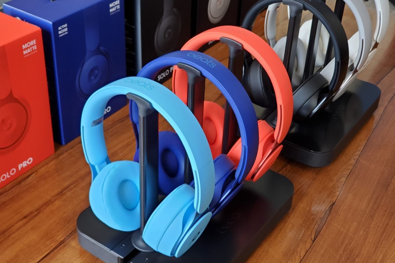 Novo Beats Solo Pro chega ao Brasil por R$ 2.499