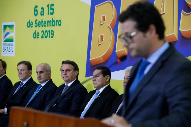 Bolsonaro: presidente afirmou que secretário é excelente e por isso é criticado (Isac Nóbrega/PR/Reuters)