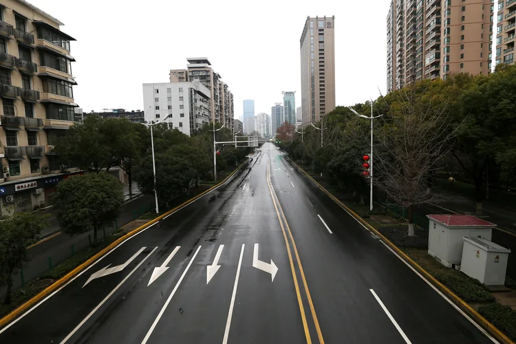 China: número de vítimas do coronavírus chegou a 563 (China Daily/Reuters)