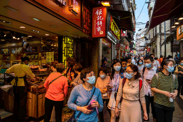 China: surto de coronavírus já fez previsão de crescimento chinês cair para menos de 6% (Billy H.C. Kwok/Bloomberg)