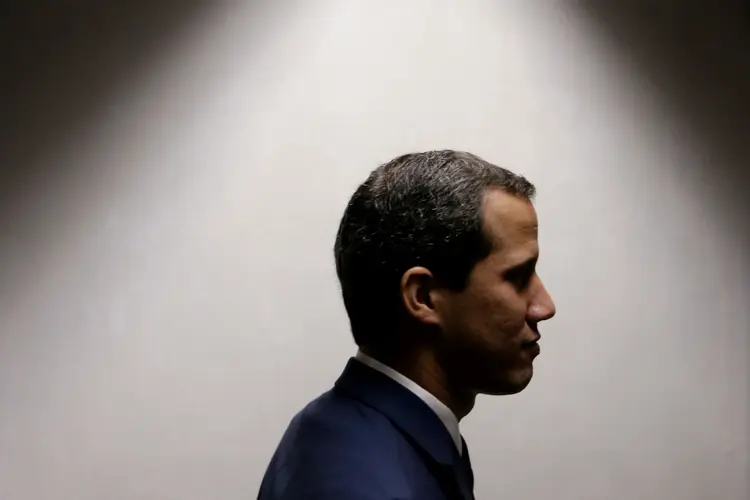 Juan Guaidó: desde que político se autoproclamou presidente interino da Venezuela, pouco mudou no país, avalia professor venezuelano (Manaure Quintero/File Photo/Reuters)