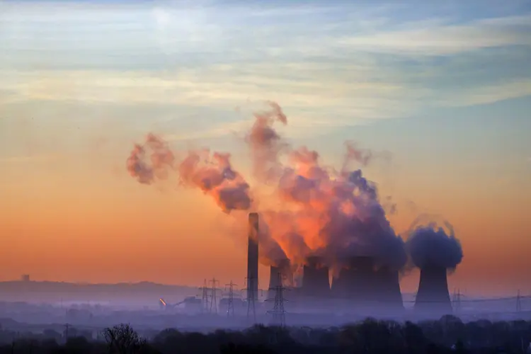 Poluição: o número de eventos climáticos extremos quadruplicou nos últimos 40 anos (Chris Conway/Getty Images)