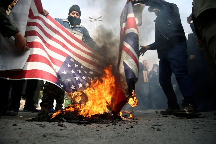 Protestos: atentado aumentou a tensão em toda a região (Nazanin Tabatabaee/Reuters)