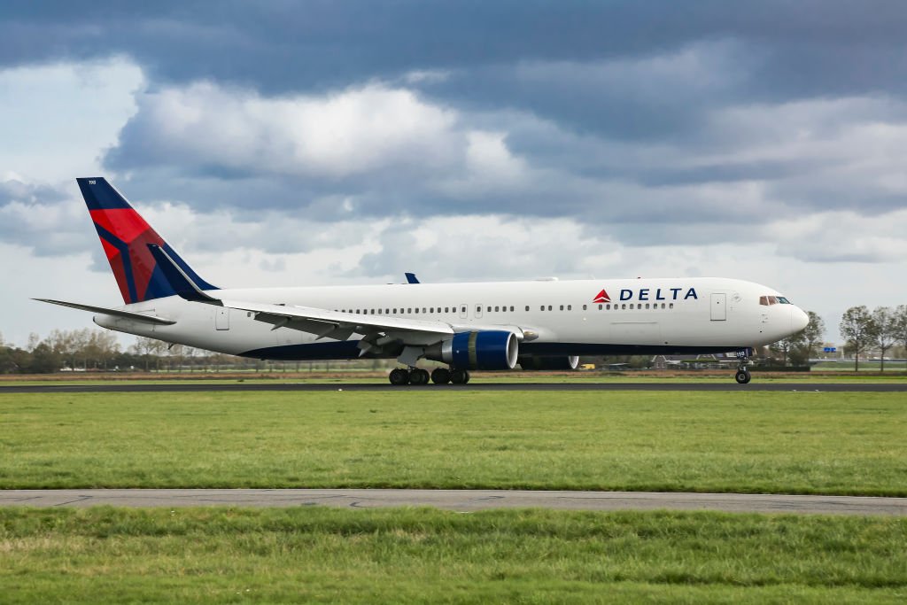 Delta é multada em US$ 50 mil por discriminar passageiros muçulmanos