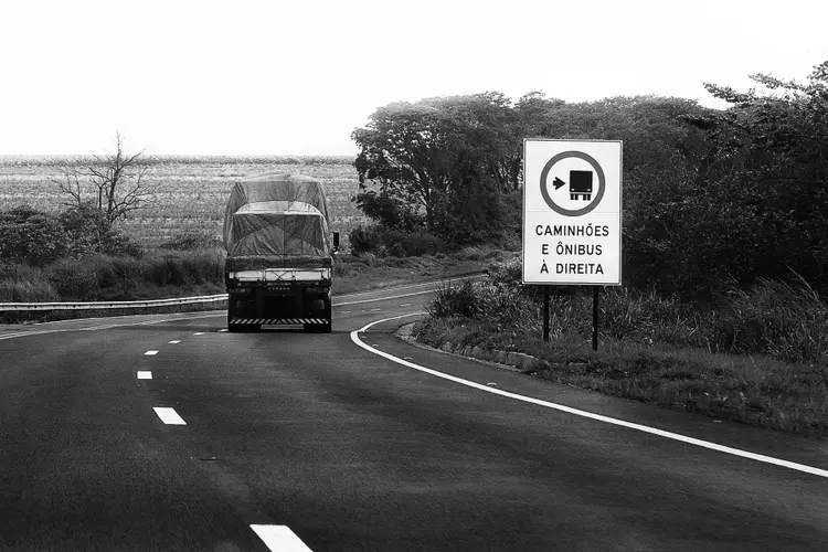 Estradas: leilão do maior ativo de rodovias do país prevê investimentos de 14 bilhões de reais em 30 anos (CRMacedonio/Getty Images)