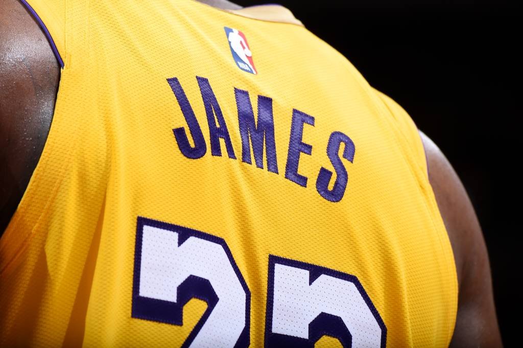 LeBron James e Lakers lideram vendas da NBA no Brasil e nos EUA