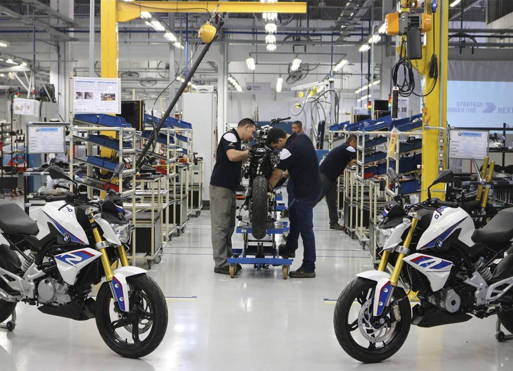 BMW bate recorde de vendas de motocicletas no Brasil