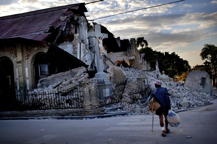 Terremoto no Haiti: ao menos 200 mil pessoas morreram no incidente, que completa dez anos (Benjamin Lowy / Colaborador/Getty Images)