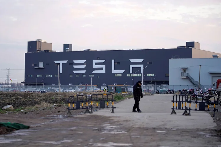 Tesla: Morgan Stanley tinha recomendação de compra desde 2012 - ações da empresa subiram cerca de 1.600% desde então (Aly Song/Reuters)