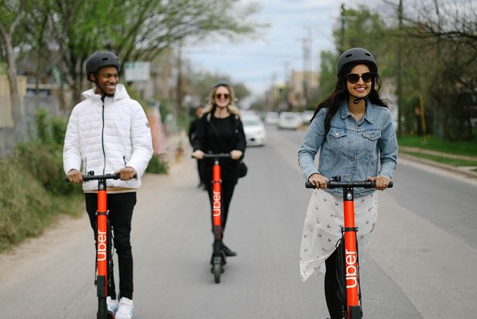 Uber recebe autorização para operar com patinetes em São Paulo