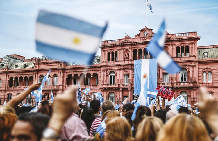 Casa Rosada, em Buenos Aires: país vive crise econômica que deve se acentuar devido ao coronavírus (Agustin Marcarian/Reuters)