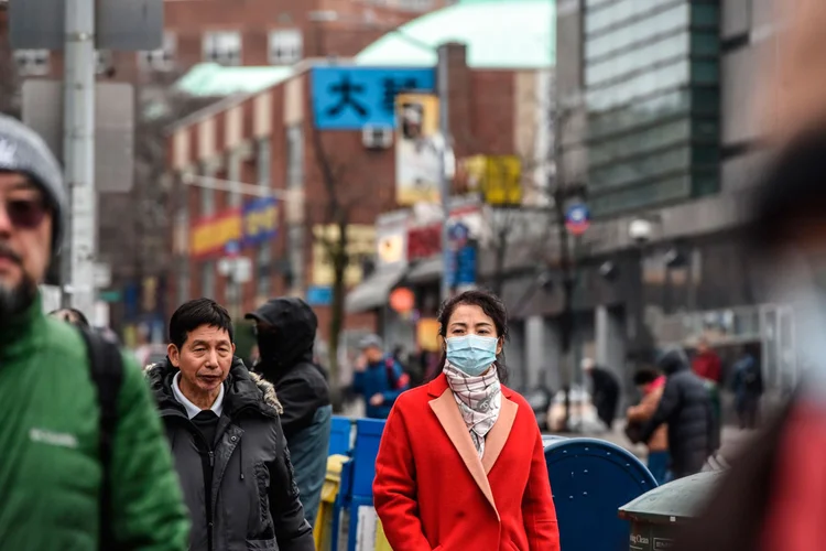 Também aumentou o número de pessoas que receberam alta hospitalar na China (Stephanie Keith/Bloomberg)