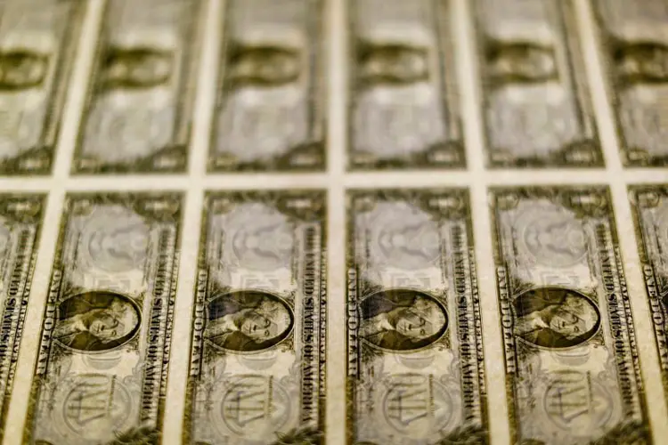 Câmbio: De acordo com ministro Paulo Guedes, dólar alto é o "novo normal" (Gary Cameron/Reuters)