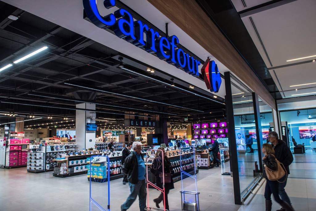 Carrefour dispara 13% na bolsa com a compra do BIG: ainda vale entrar?