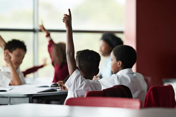 Escola: instituições de ensino devem estão com aulas suspenas em diversos estados (Klaus Vedfelt/Getty Images)