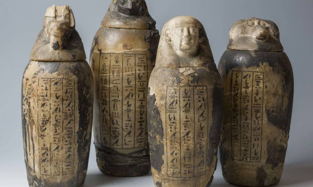Exposição com múmia e mundo egípcio é aberta em São Paulo