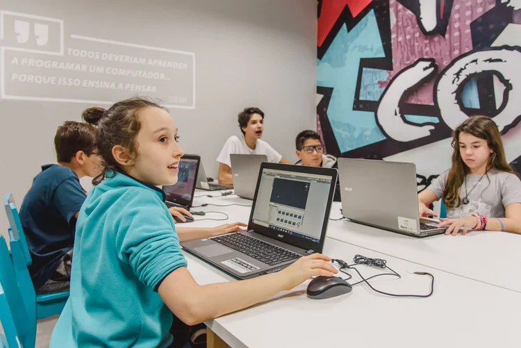 Happy Code: a escola de programação para crianças e adolescentes tem aproximadamente 25 mil alunos no Brasil (Happy Code/Divulgação)