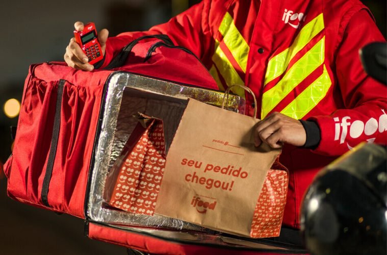 Com produtos para pets, iFood dá a largada para se aproximar do Rappi