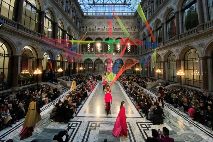 Semana de Moda em Londres acaba nesta terça-feira (18) (afp/AFP)