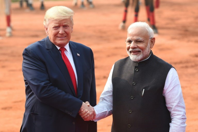 Ida de Trump à Índia é ofuscada por distúrbios e divergências comerciais