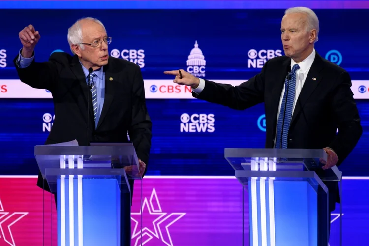 Sanders e Biden (à dir.): embate pelo eleitorado na Carolina do Sul (AFP/AFP)