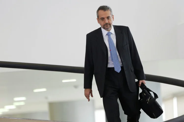 Abraham Weintraub: A restrição era imposta mesmo para viagens não pagas pelo governo federal (Adriano Machado/Reuters)