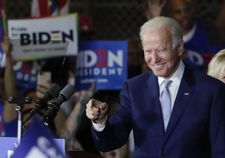 Joe Biden: candidato saiu na frente na Super Terça democrata (Mike Blake/Reuters)