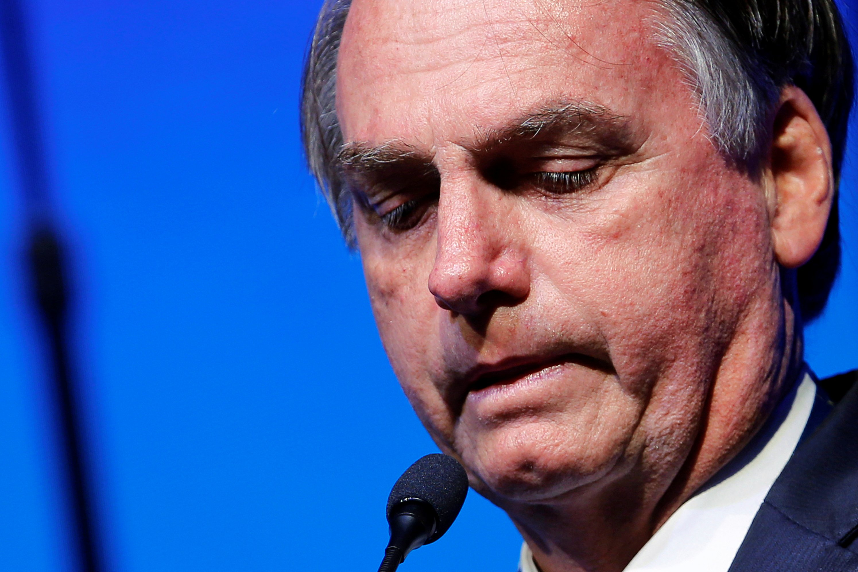 Infelizmente algumas mortes terão. Paciência, diz Bolsonaro sobre covid-19