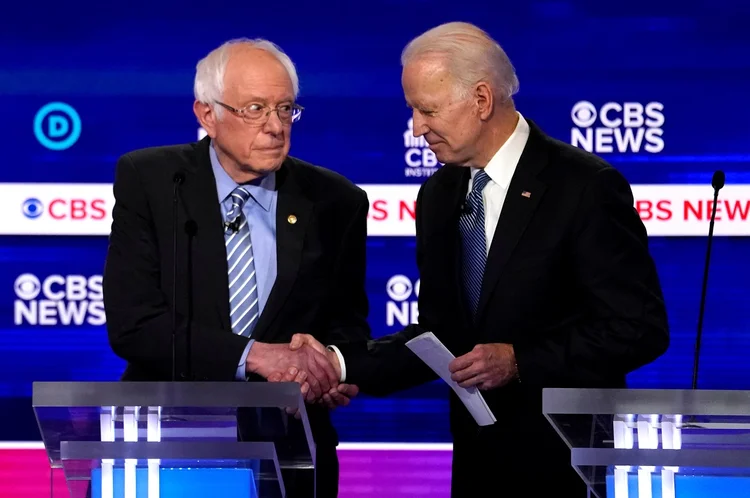 Joe Biden e Bernie Sanders: (Jonathan Ernst/Reuters)
