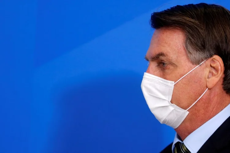 Governo Bolsonaro: medida também suspende o recolhimento do FGTS entre os meses de março e abril (Adriano Machado/Reuters)