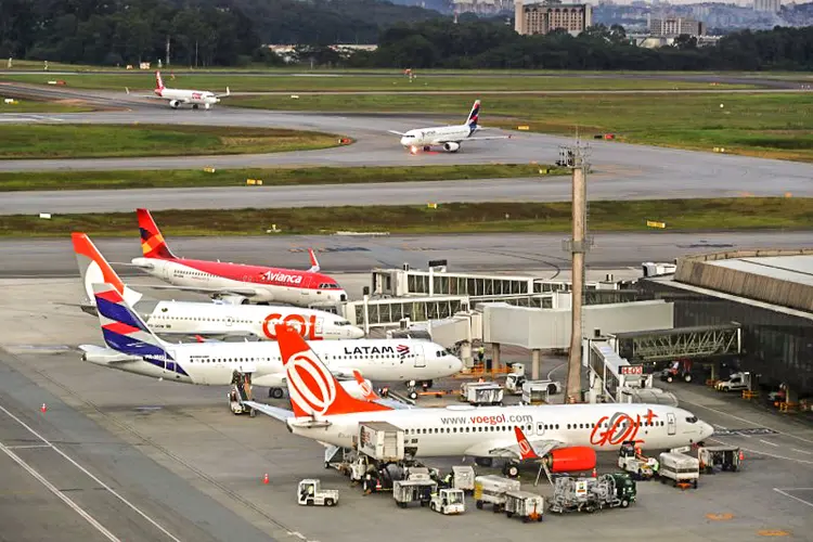 Aeroporto: dúvidas permeiam futuro de companhias aéreas (Amanda Perobelli/Reuters)