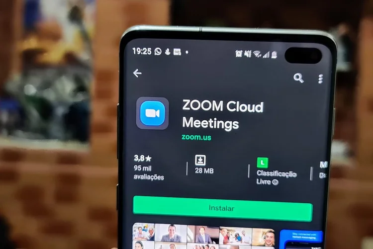 Aplicativo do Zoom na Play Store | Foto: Lucas Agrela/Exame (Lucas Agrela/Site Exame)