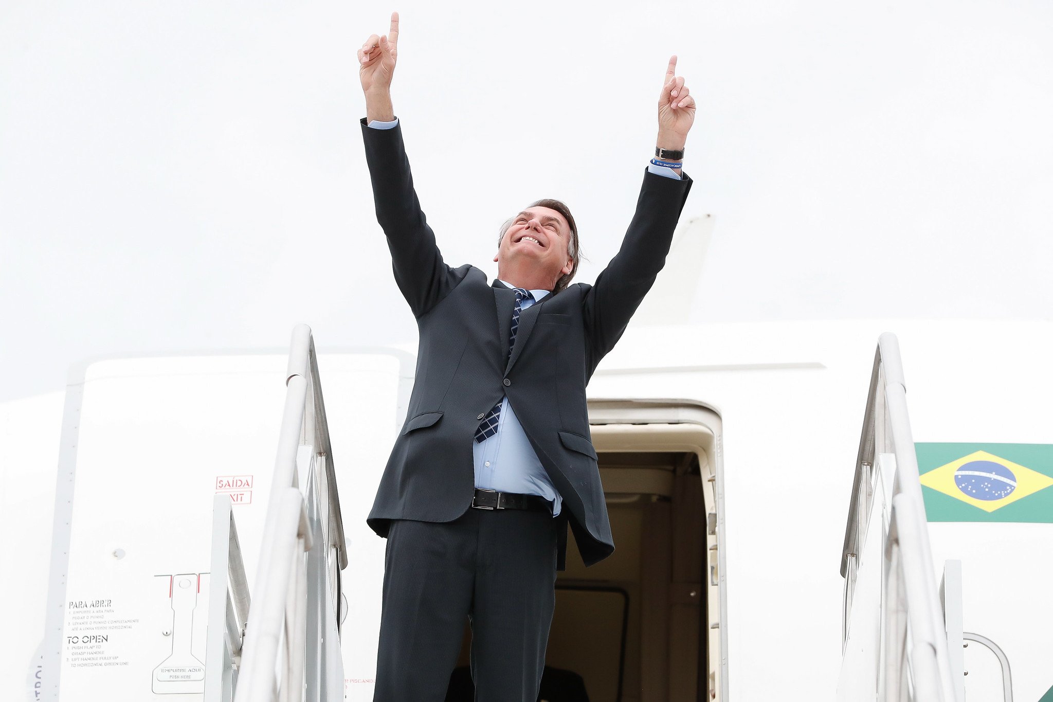 Bolsonaro sobre covid-19: "Não vou sentir nada, fui atleta e levei facada"