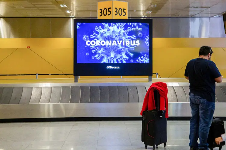 AEROPORTOS: os voos domésticos devem ser retomados antes dos internacionais.  (Carol Coelho/Getty Images)