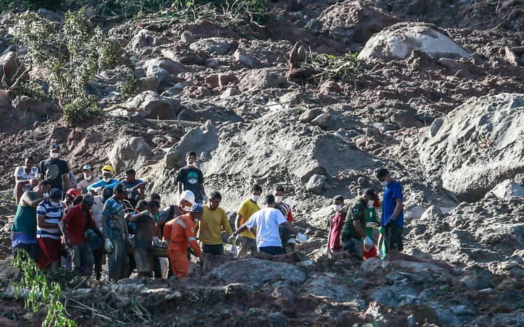 Guarujá: cidade registrou 15 mortos e 22 desaparecidos (WERTHER SANTANA/Agência Estado)